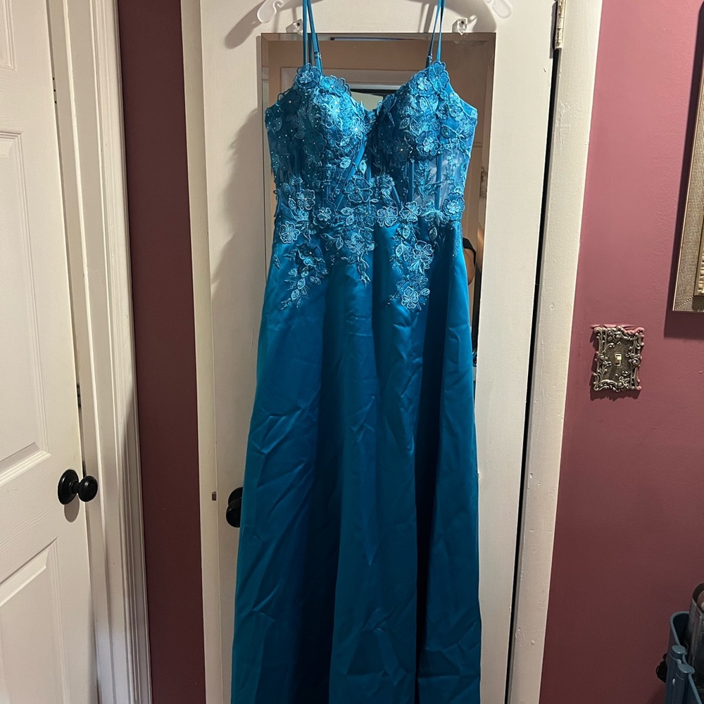 David's Bridal Blue Lace Prom Dress